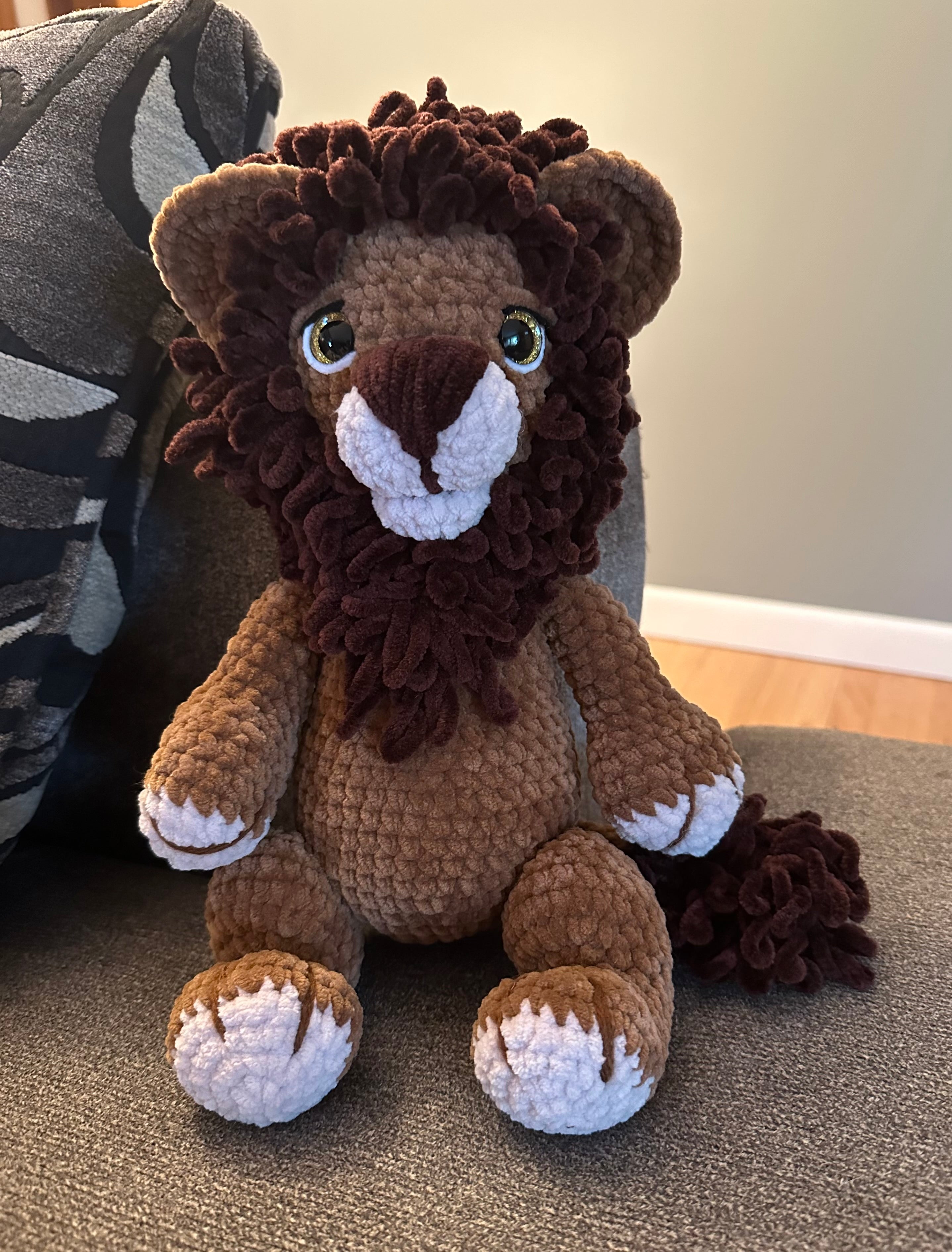 Levi & Lumi Lion/Lioness Amigurumi Plush