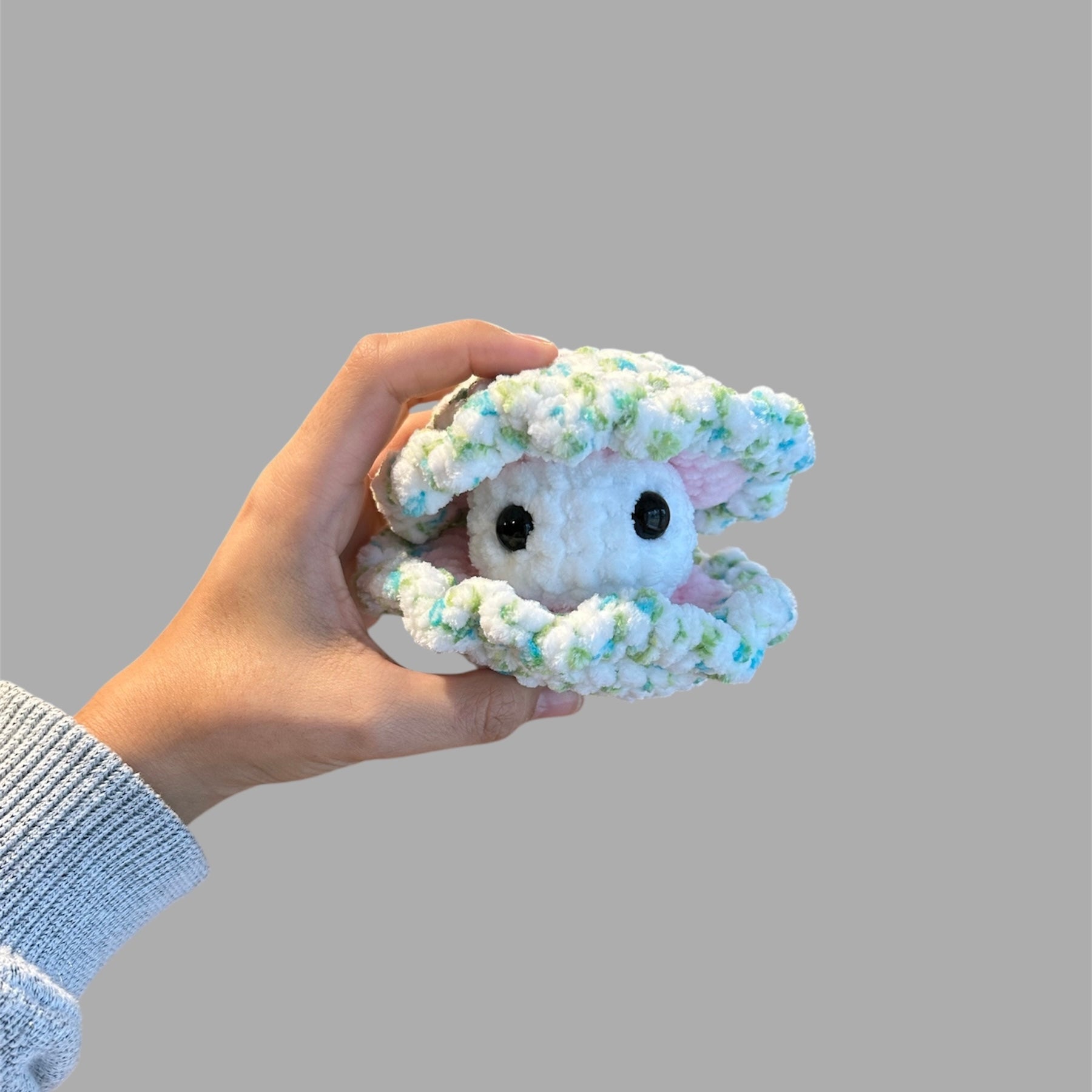 Clam with Pearl Amigurumi Plush